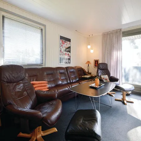Three-bedroom Holiday In Skjern 別荘 Halby