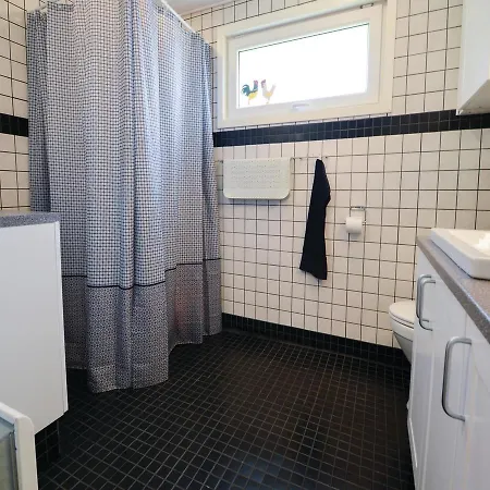 Three-bedroom Holiday In Skjern * Halby